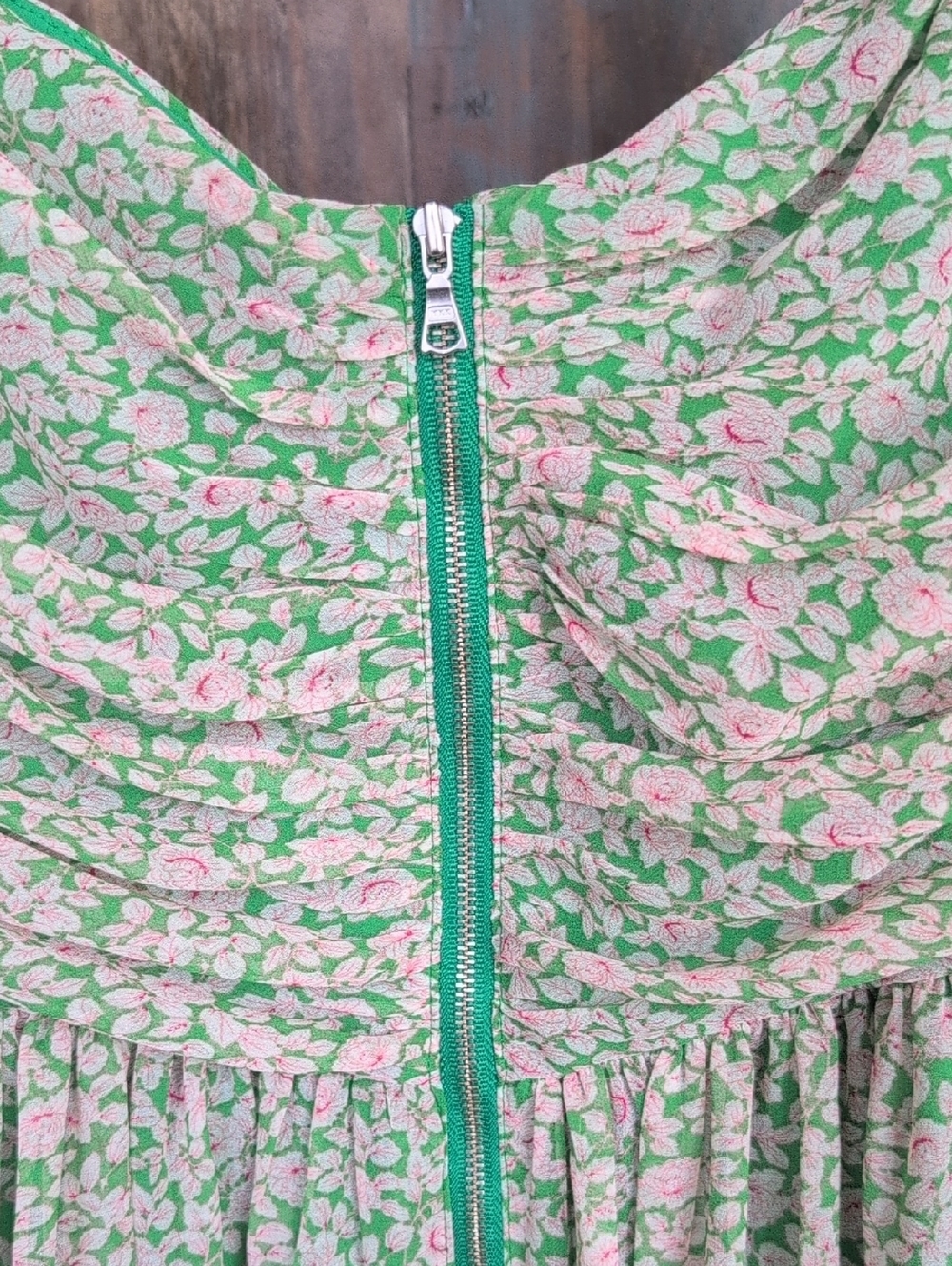 BARDOT Green/Pink Fairy Fauna Cold Shoulder Midi Dress - Women's Small (US 4) - Picture 7 of 10